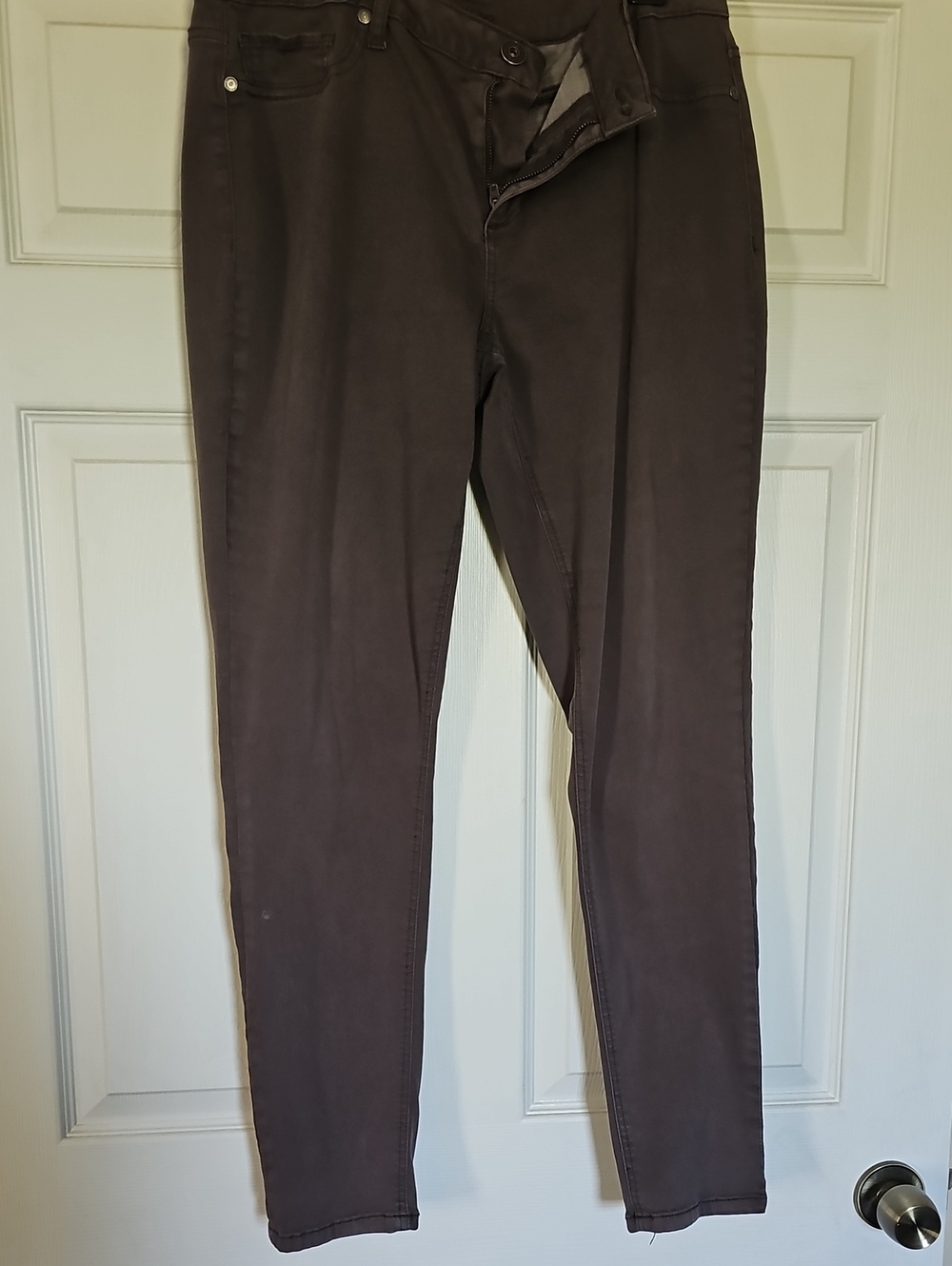 Slim Fit Women's Jeggings in Dark Gray